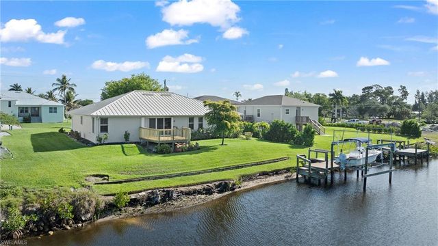 4955 Mederia LN, Estero, FL 33928
