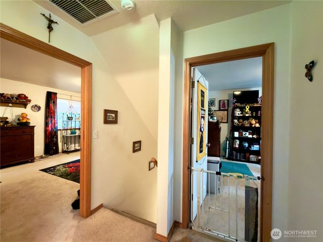 341 Duck Lake Drive NE, Ocean Shores, WA 98569