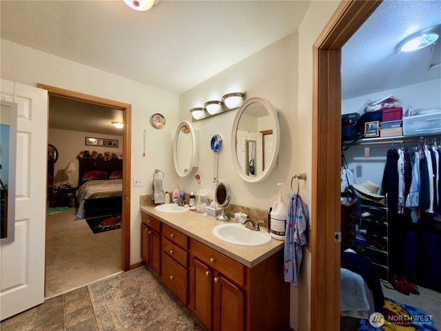 341 Duck Lake Drive NE, Ocean Shores, WA 98569