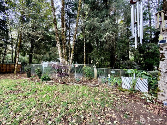 341 Duck Lake Drive NE, Ocean Shores, WA 98569