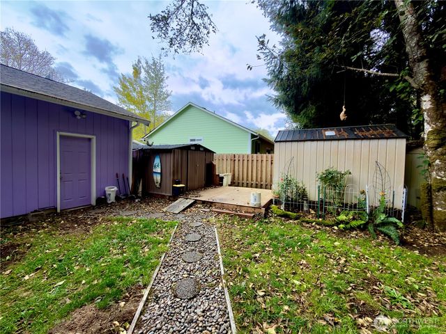 341 Duck Lake Drive NE, Ocean Shores, WA 98569