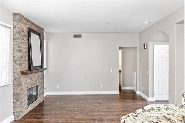 2043 Dawn View Glen, Escondido, CA 92026