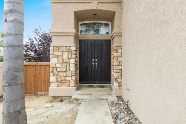 2043 Dawn View Glen, Escondido, CA 92026
