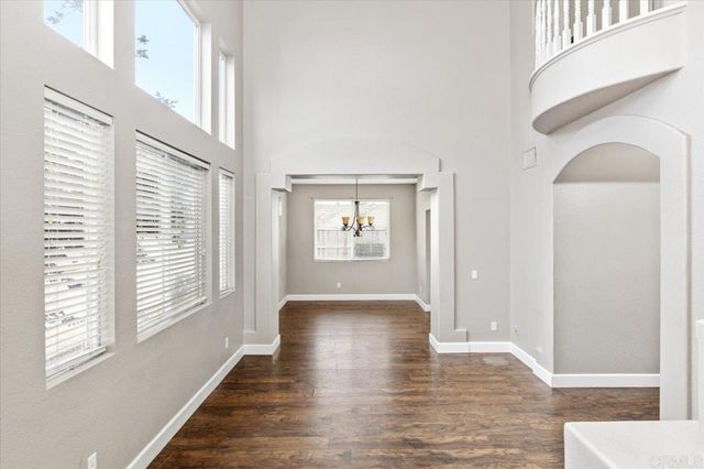 2043 Dawn View Glen, Escondido, CA 92026