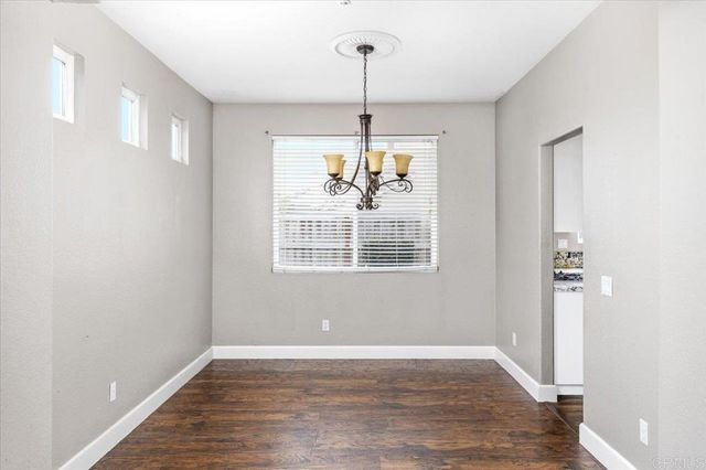 2043 Dawn View Glen, Escondido, CA 92026