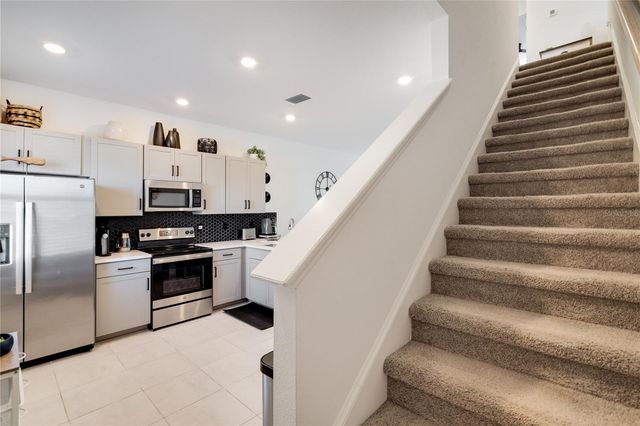 8829 DAYBREAK STREET, Sarasota, FL 34241