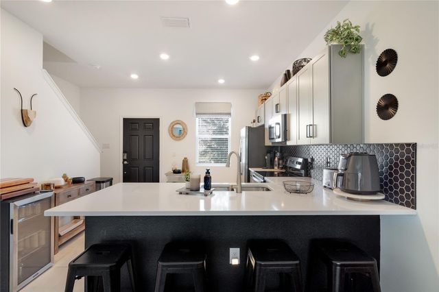 8829 DAYBREAK STREET, Sarasota, FL 34241