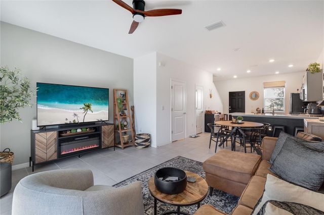 8829 DAYBREAK STREET, Sarasota, FL 34241