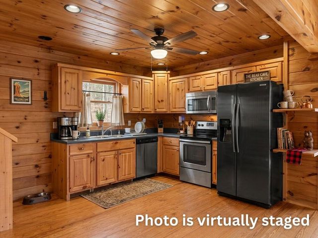 234 Old Indian Trail, Blue Ridge, GA 30513