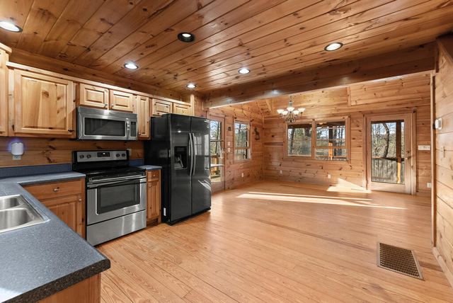 234 Old Indian Trail, Blue Ridge, GA 30513