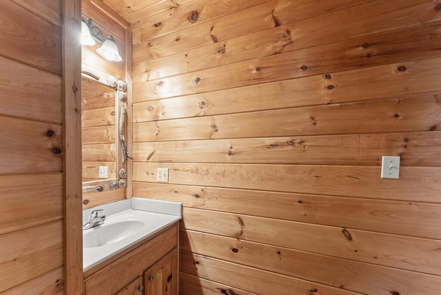 234 Old Indian Trail, Blue Ridge, GA 30513