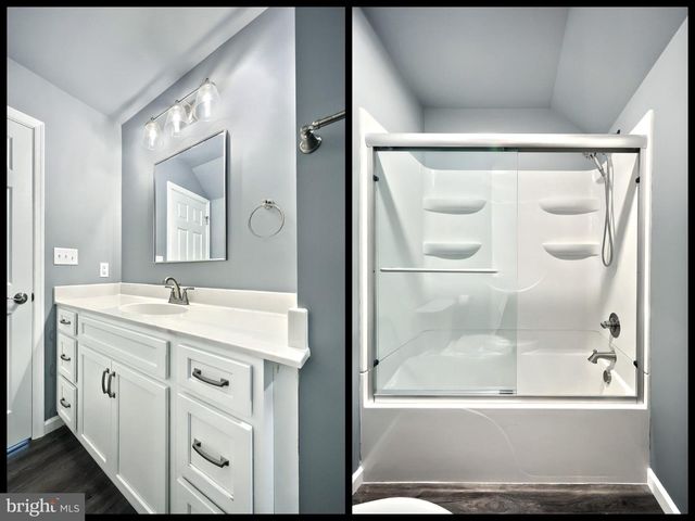 2176 BAYBERRY LN, York, PA 17403