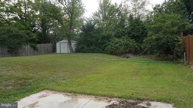 8105 LEGATION RD, New Carrollton, MD 20784