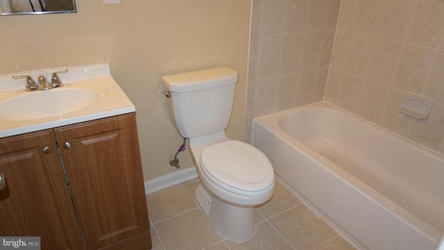 8105 LEGATION RD, New Carrollton, MD 20784