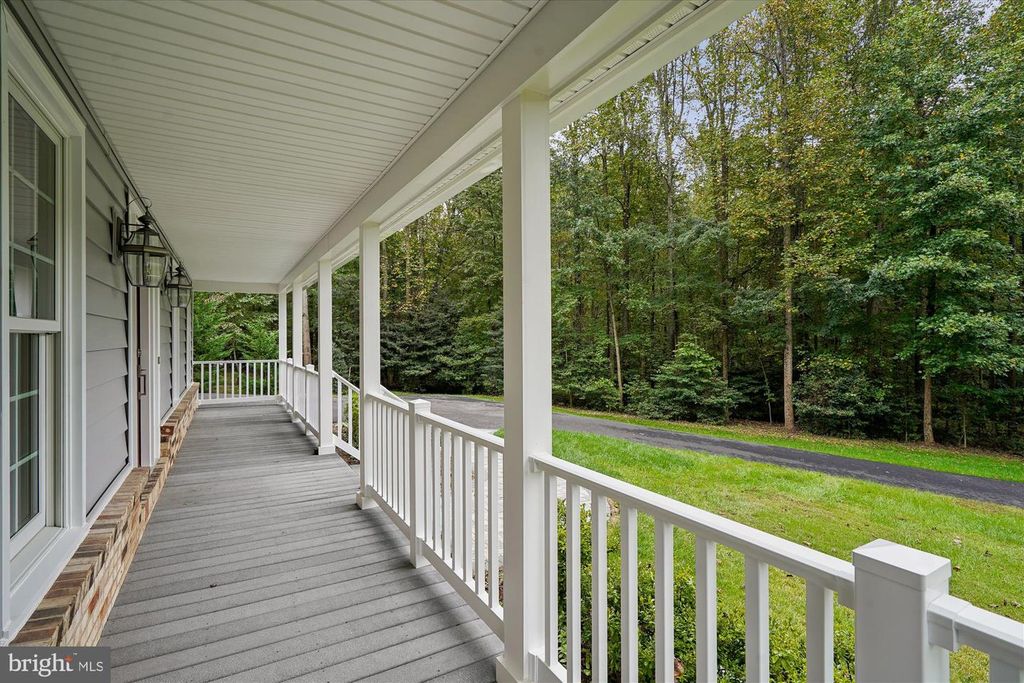 11952 HAWKSBEARD CT, Oakton, VA 22124