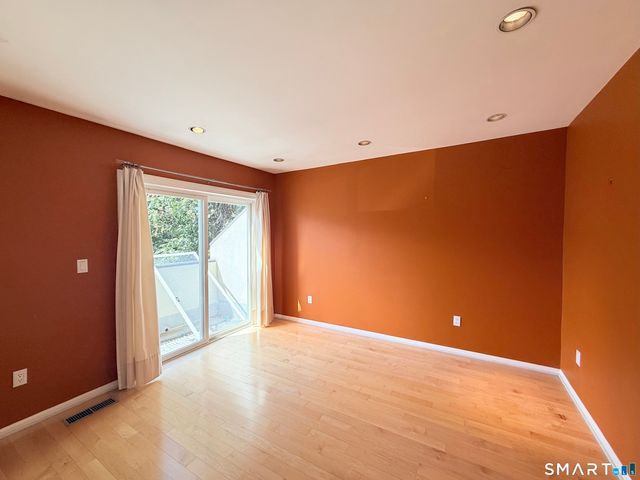 869 Orange Street 7W, New Haven, CT 06511