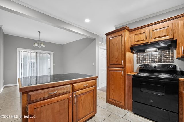 5435 Wayneland Drive, Jackson, MS 39211