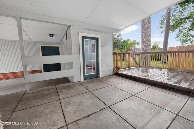 5435 Wayneland Drive, Jackson, MS 39211