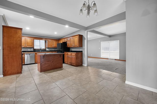 5435 Wayneland Drive, Jackson, MS 39211