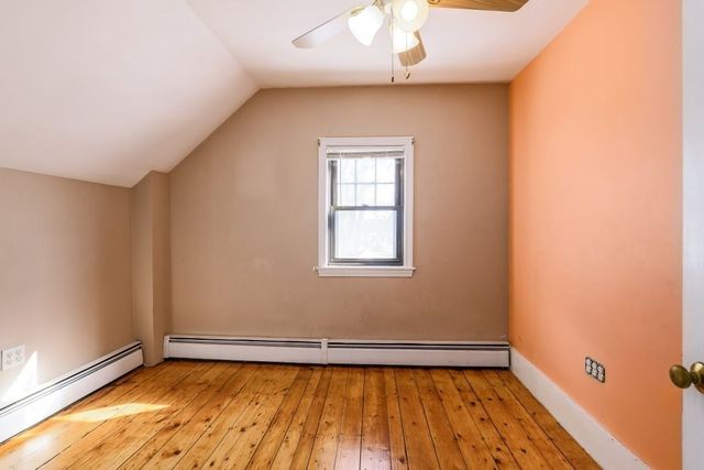 886 Canterbury St, Boston, MA 02131