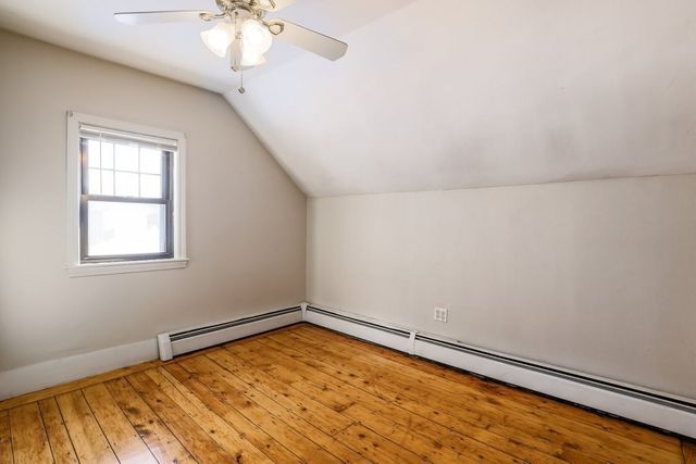 886 Canterbury St, Boston, MA 02131