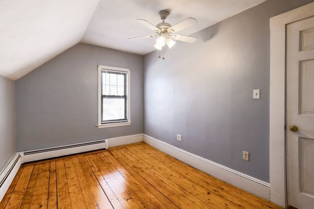 886 Canterbury St, Boston, MA 02131