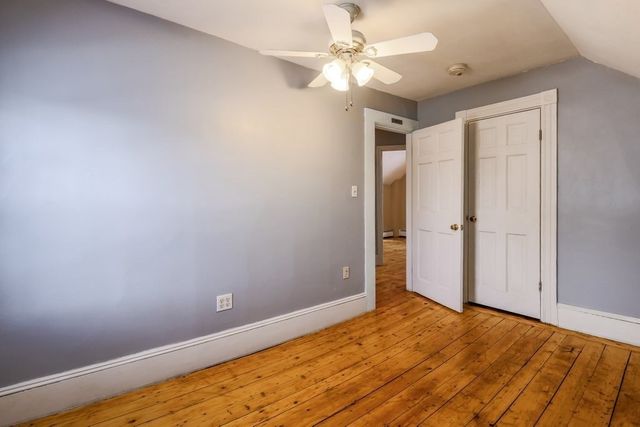 886 Canterbury St, Boston, MA 02131