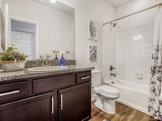 22692 E Narrowleaf Cir, Aurora, CO 80016