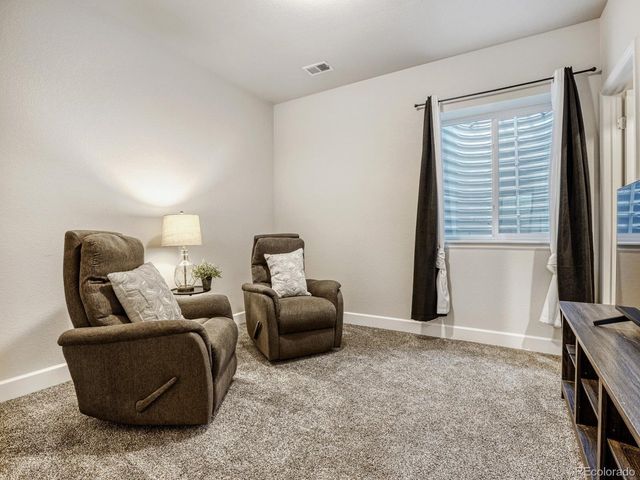 22692 E Narrowleaf Cir, Aurora, CO 80016