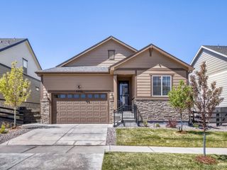 22692 E Narrowleaf Cir, Aurora, CO 80016