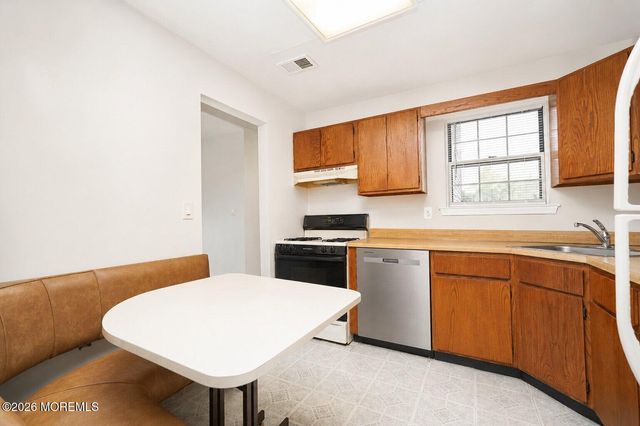 29 Lindsey Circle 29, Old Bridge, NJ 08857