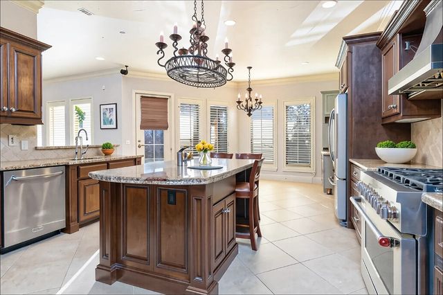 412 Flint Ridge Court, Norman, OK 73072