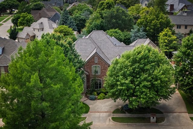412 Flint Ridge Court, Norman, OK 73072
