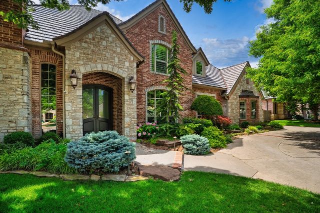 412 Flint Ridge Court, Norman, OK 73072