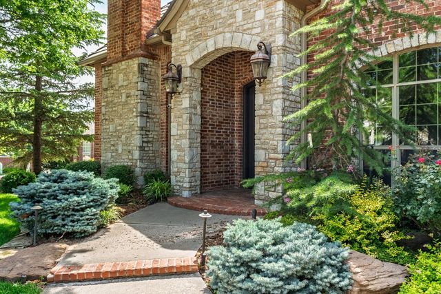 412 Flint Ridge Court, Norman, OK 73072