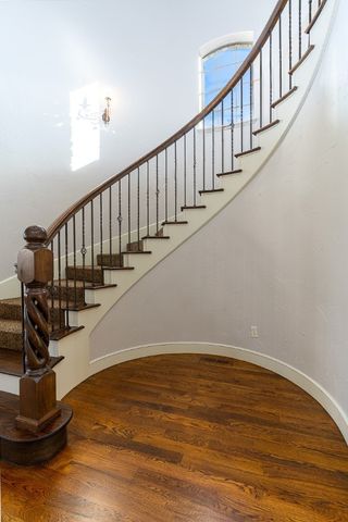 412 Flint Ridge Court, Norman, OK 73072