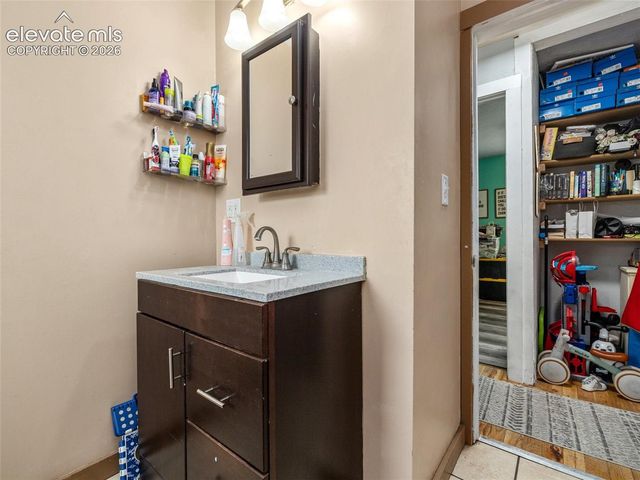 922 Jackson Street, Pueblo, CO 81004