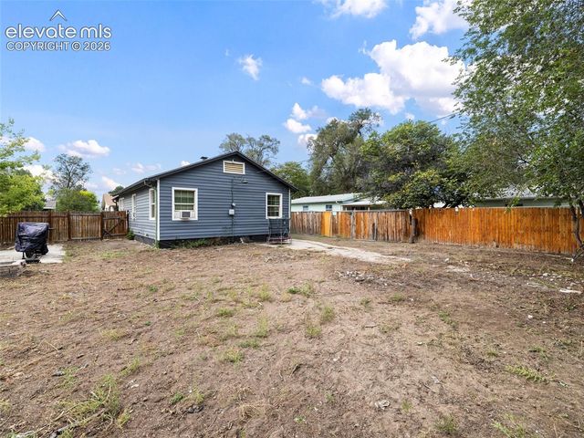 922 Jackson Street, Pueblo, CO 81004