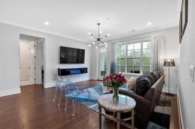 6890 Peachtree Dunwoody Road 303, Atlanta, GA 30328
