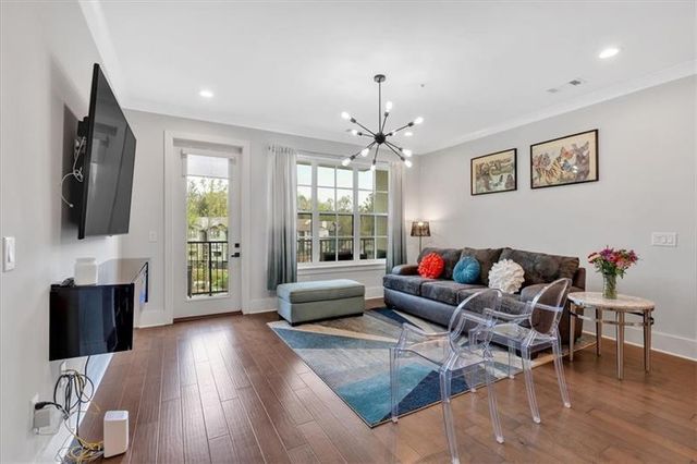 6890 Peachtree Dunwoody Road 303, Atlanta, GA 30328
