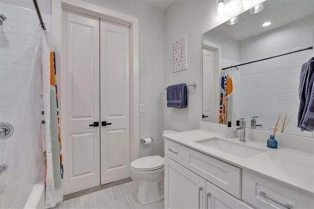 6890 Peachtree Dunwoody Road 303, Atlanta, GA 30328