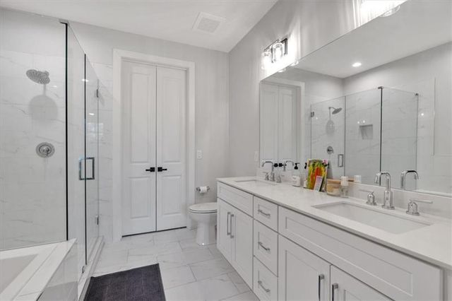 6890 Peachtree Dunwoody Road 303, Atlanta, GA 30328