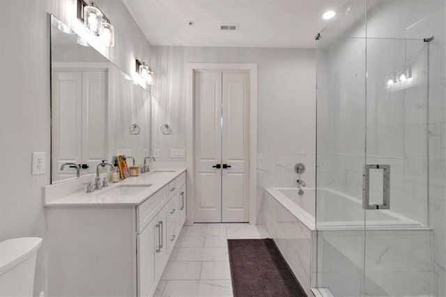 6890 Peachtree Dunwoody Road 303, Atlanta, GA 30328