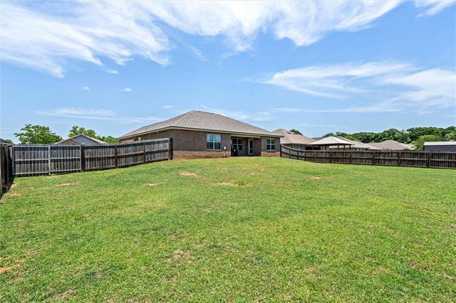 8405 Calgary Drive, Mobile, AL 36695