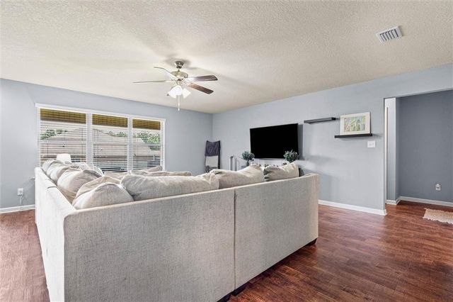 8405 Calgary Drive, Mobile, AL 36695