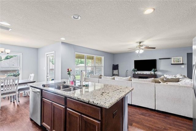 8405 Calgary Drive, Mobile, AL 36695