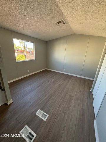 652 S Ellsworth Road 170, Mesa, AZ 85208