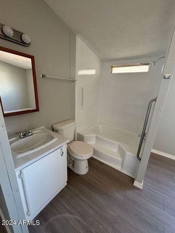 652 S Ellsworth Road 170, Mesa, AZ 85208