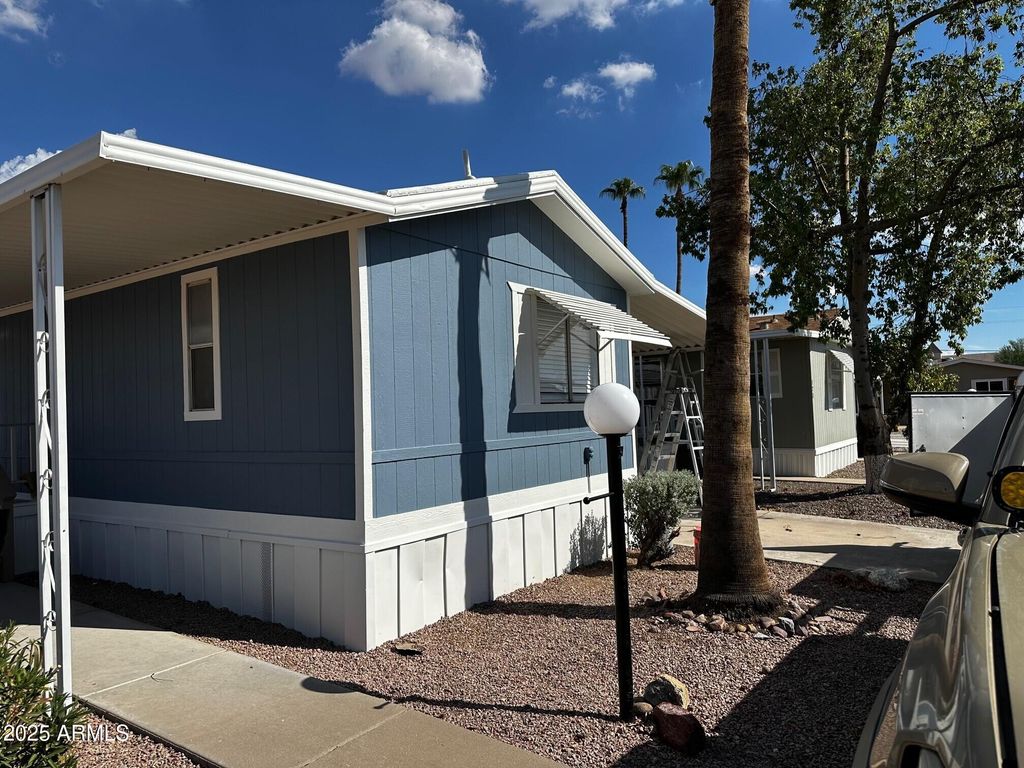 652 S Ellsworth Road 170, Mesa, AZ 85208