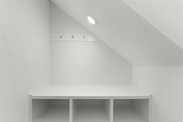 329 Oak Blossom RD, Liberty Hill, TX 78642